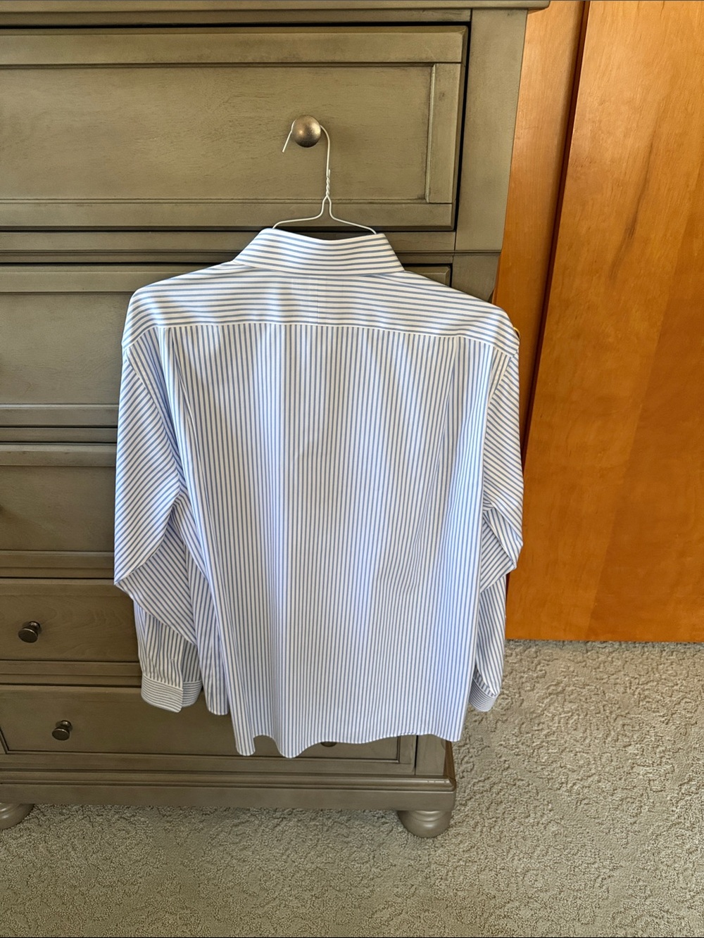 Paul Fredrick non-iron white and blue striped tailored fit - Picture 3 of 5